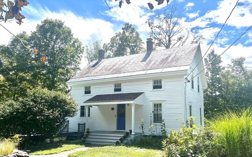42 South St, Bernardston, MA, 01337-9444 | Card Image