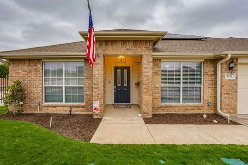 1420 Heidi Ct, White Settlement, TX, 76108-3569 | Card Image