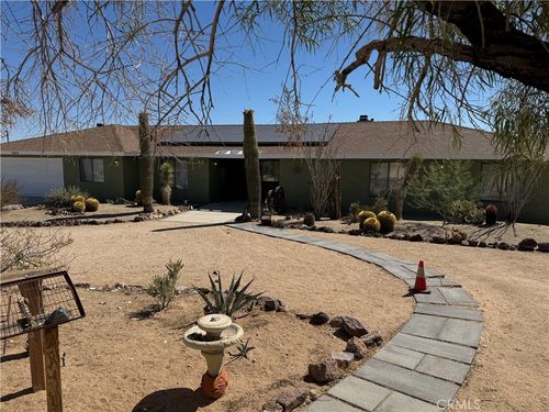 6425 Indian Cove Rd, 29 Palms, CA, 92277-6511 | Card Image