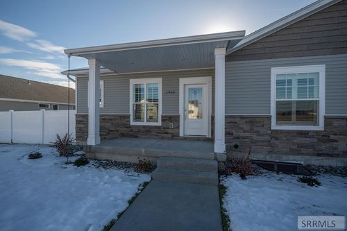 1950 Autumn Ln, Idaho Falls, ID, 83404-8373 | Card Image