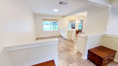 805 Timber Dr, New Braunfels, TX, 78130-6628 | Card Image