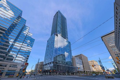 2016-488 University Ave, Toronto, ON, M5G0C1 | Card Image