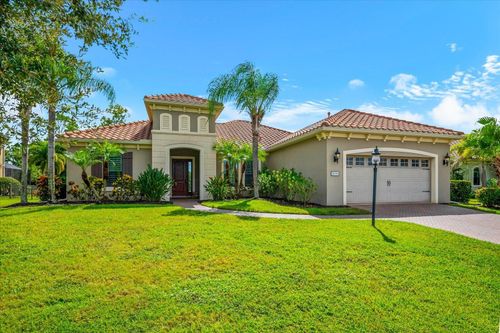 8256 Larkspur Cir, SARASOTA, FL, 34241-1001 | Card Image