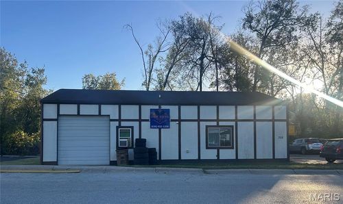 308 E 8th St, Washington, MO, 63090-2844 | Card Image