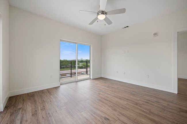 UNIT-310 - 6444 Burnet Rd, Condo with 1 bedrooms, 1 bathrooms and 2 parking in Austin TX | Image 6