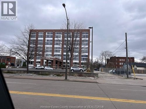 410-2175 Wyandotte St E, Windsor, ON, N8Y5B9 | Card Image