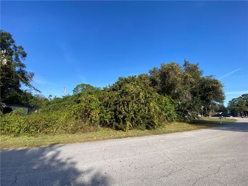 399 Seahorse Cir Se, Palm Bay, FL, 32909-8537 | Card Image