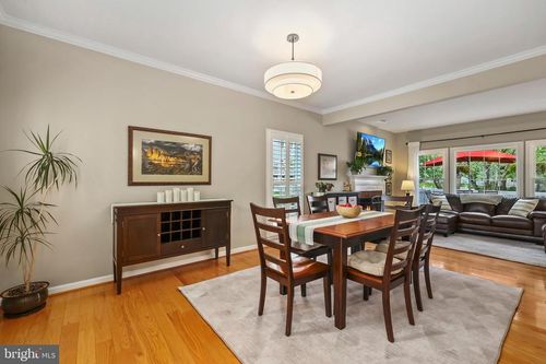 42860 Nashua St, ASHBURN, VA, 20147-3657 | Card Image