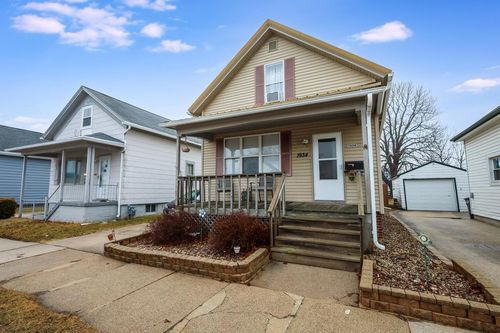 1934 S 12th Street, Sheboygan, WI, 53081 | Card Image