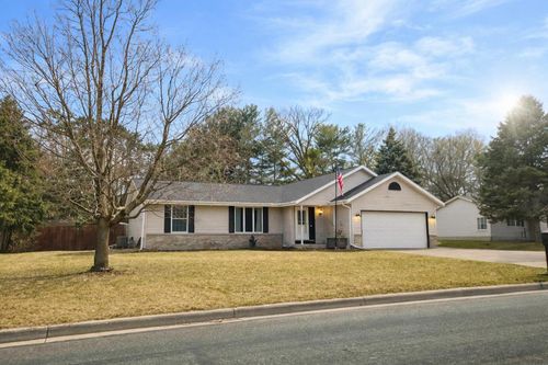 1327 Montclair Place, Fort Atkinson, WI, 53538 | Card Image