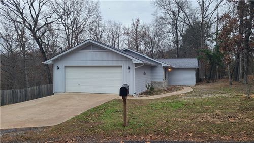 2 Stuart Cir, Bella Vista, AR, 72714-4503 | Card Image