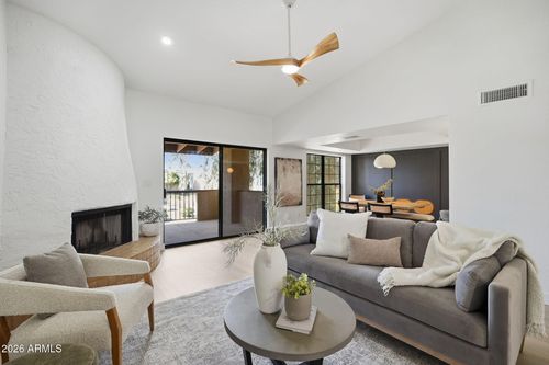 unit-j203-8330 N 21st Dr, Phoenix, AZ, 85021-9353 | Card Image