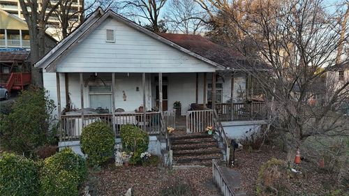 1052 Curran St Nw, Atlanta, GA, 30318-5409 | Card Image