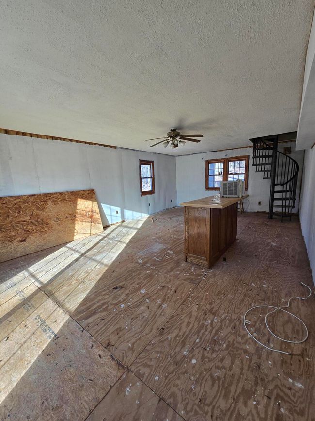 305 Miller Ln, House other with 3 bedrooms, 1 bathrooms and null parking in Burnside KY | Image 25