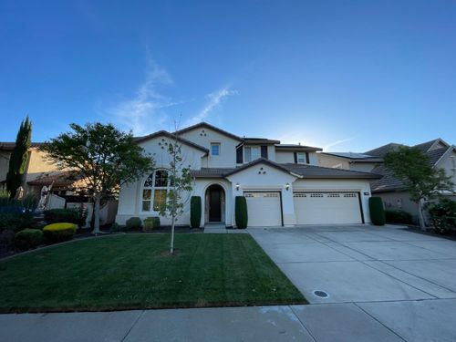 716 Chesterfield Way, Rocklin, CA, 95765 | Card Image