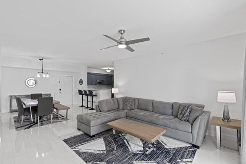 217-802 W Windward Way, Lantana, FL, 33462-8001 | Card Image