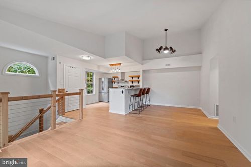 14044 Erie Ct, GAINESVILLE, VA, 20155-1757 | Card Image