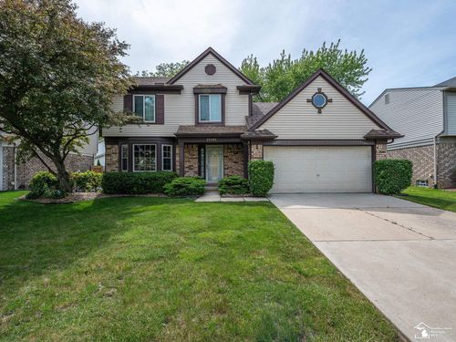 22262 Sherwood Ln, Flat Rock, MI, 48134-9272 | Card Image
