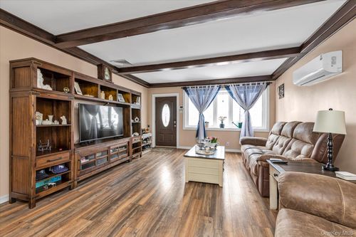 24715 89th Ave, Bellerose, NY, 11426-1503 | Card Image