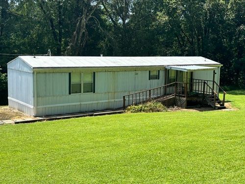 517 W Little Richland Rd, Waverly, TN, 37185-3231 | Card Image