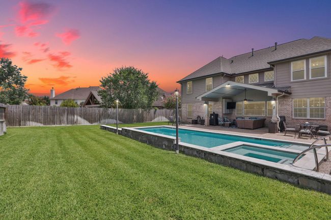 18606 Spring Heather Ct, House other with 4 bedrooms, 4 bathrooms and 3 parking in Spring TX | Image 5