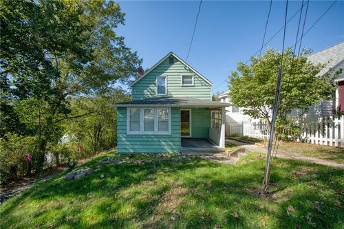 505 Locust St, Leechburg, PA, 15656-8829 | Card Image