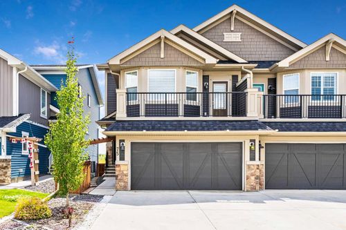 75 Fireside Cres, Cochrane, AB, T4C2L4 | Card Image