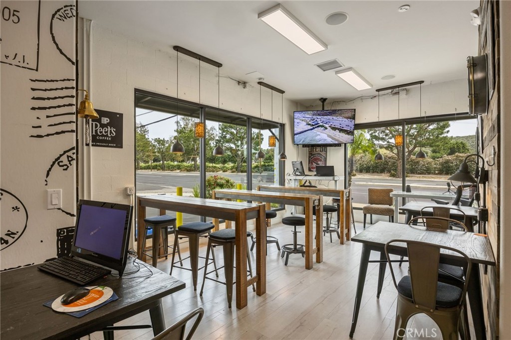Commercial Sale in Canyon Country 5