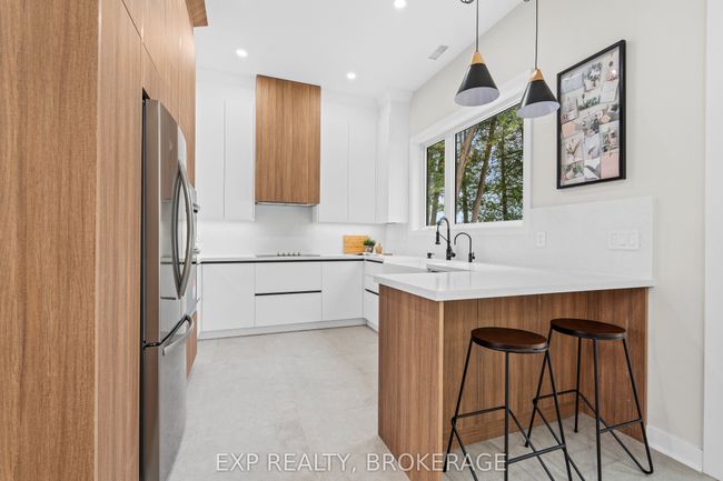 121B Varty Lake Rd, House other with 3 bedrooms, 2 bathrooms and 8 parking in Yarker ON | Image 21