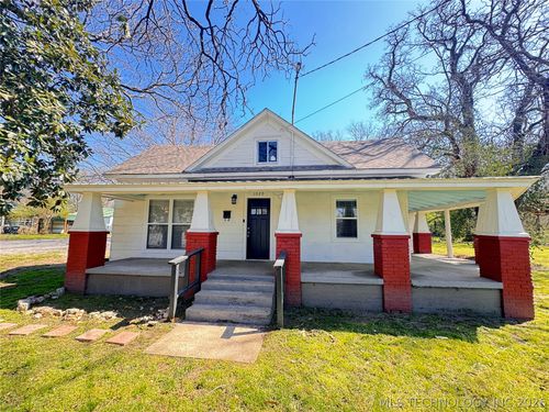 1020 N Vinita Ave, Tahlequah, OK, 74464-6822 | Card Image