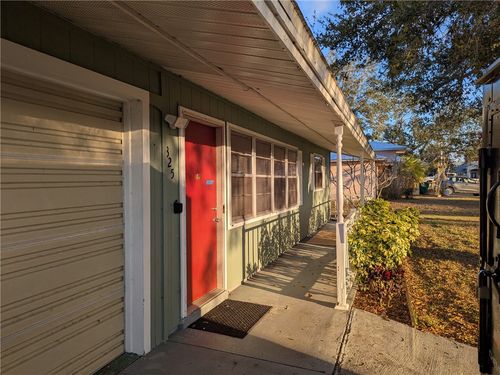 325 Perch Ln, SEBASTIAN, FL, 32958-5522 | Card Image