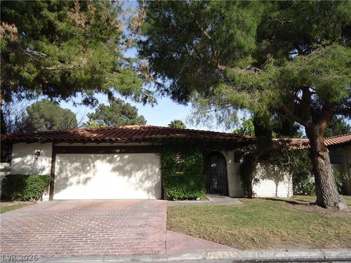 0-2313 Calle De Nuevo, Las Vegas, NV, 89102-4039 | Card Image