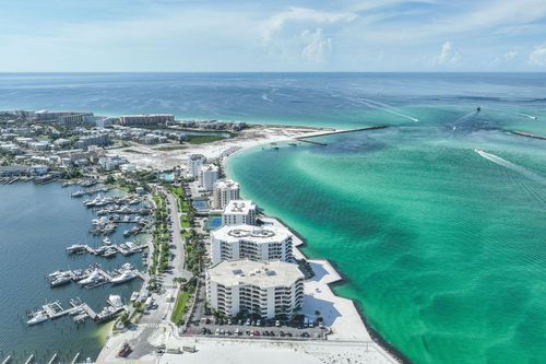 626-110 Gulf Shore Dr, Destin, FL, 32541-5035 | Card Image