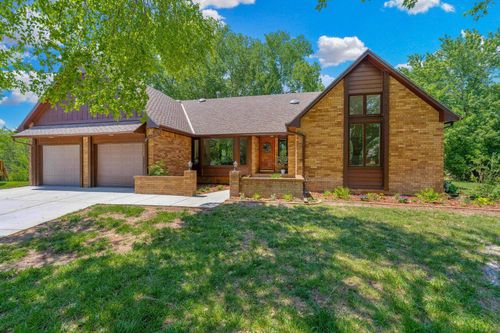 1325 N Covington Cir, Wichita, KS, 67212 | Card Image