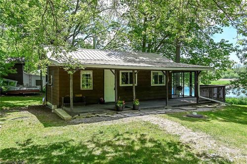 2 Townline Road E, Cayuga, ON, N0A1E0 | Card Image