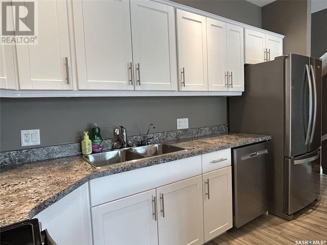 6 - 697 Sun Valley Dr, Townhouse with 4 bedrooms, 4 bathrooms and null parking in Estevan SK | Image 10