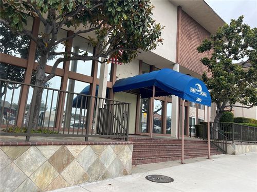 unit-214-5585 E Pacific Coast Hwy, Long Beach, CA, 90804-9477 | Card Image