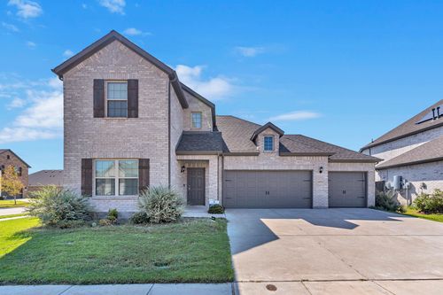 6934 Pampas Pl, Venus, TX, 76084-3758 | Card Image