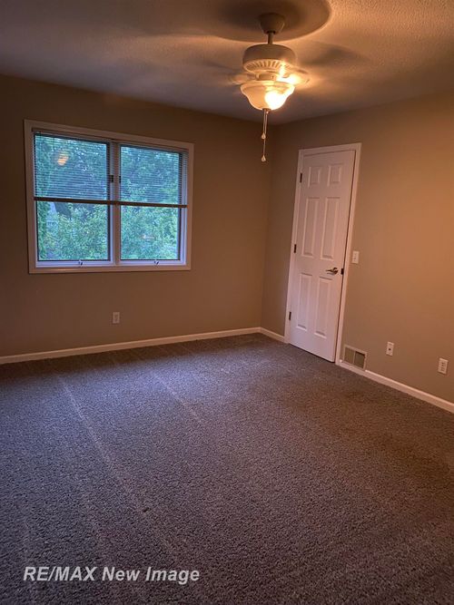 4104/4108 Stonegate Drive, Midland, MI, 48640 | Card Image