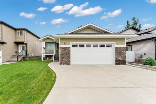 48 Somerside Way Se, Medicine Hat, AB, T1B0M1 | Card Image
