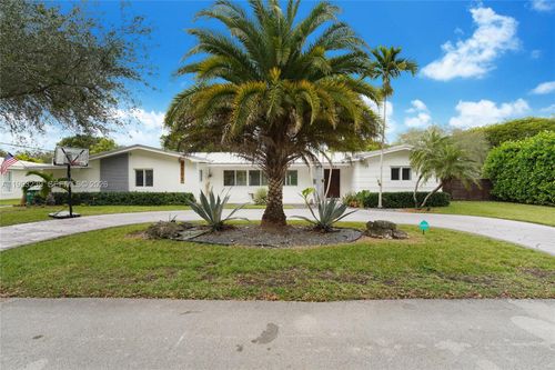 7305 Sw 123rd Ter, Pinecrest, FL, 33156-5322 | Card Image