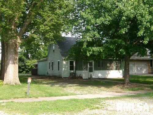 102 N Park Ave, Manito, IL, 61546-9257 | Card Image