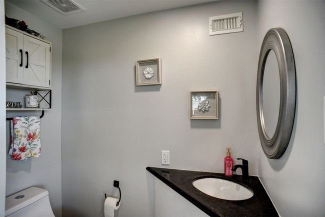 Half bath | Image 37