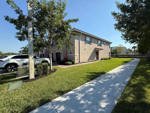 6794 Broadwater Ln, Lake Worth, FL, 33467-8601 | Card Image
