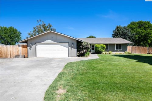 804 W 49th Ave, Kennewick, WA, 99337 | Card Image