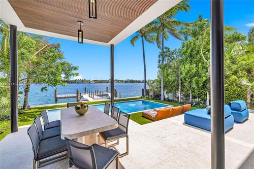 1510 Stillwater Dr, Miami Beach, FL, 33141-1033 | Card Image