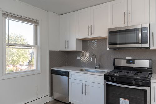 f2-3734 Wabansia Ave, Chicago, IL, 60647-4736 | Card Image