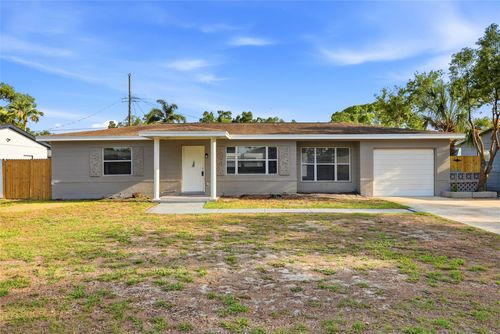 5650 47th Ave N, KENNETH CITY, FL, 33709-3608 | Card Image