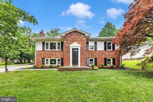 2100 Curtis Ct, Sykesville, MD, 21784-6319 | Card Image