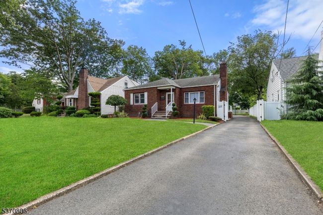 1436 E Front St, House other with 3 bedrooms, 2 bathrooms and null parking in Plainfield NJ | Image 4